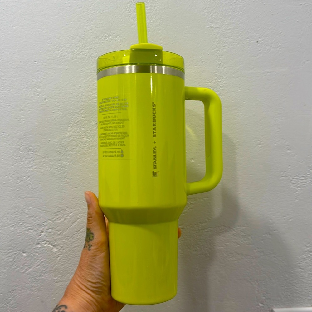 Stanley x Starbucks 40oz Quencher Summer Edition Lime Green